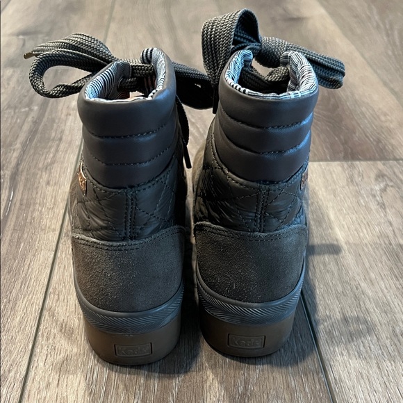 Women’s Gray/Brown Boots - Picture 5 of 11